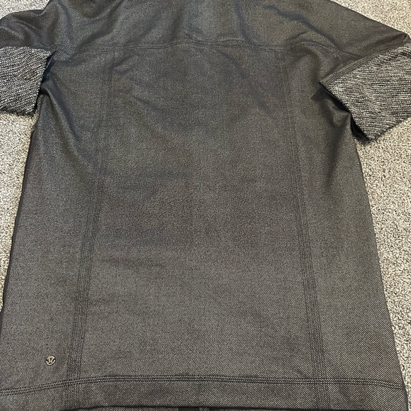 Lululemon Cocoon Car Coat size small - Picture 8 of 10